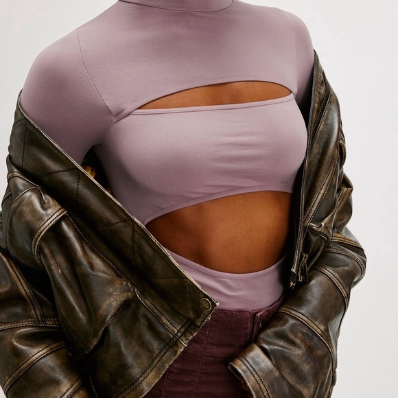 Free People Mauve Cut-Out Bodysuit - Picture 3 of 6